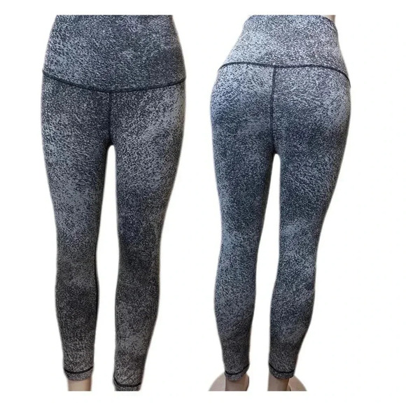 LULULEMON LEGGINGS SIZE 6 - Picture 1 of 9